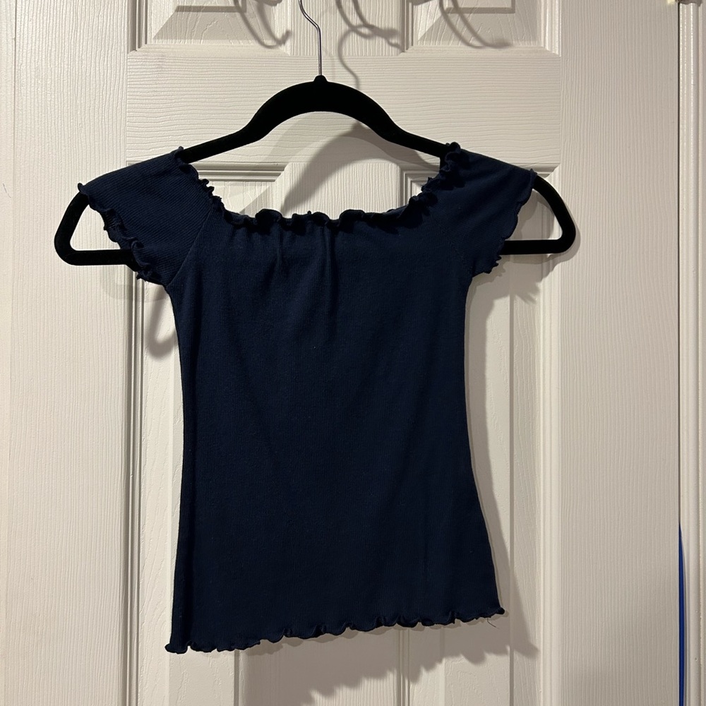 Off-the-shoulder crop top